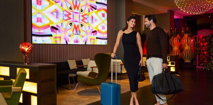 pullman-london__shot-4_2529-jasmine-avner_f2-min-2